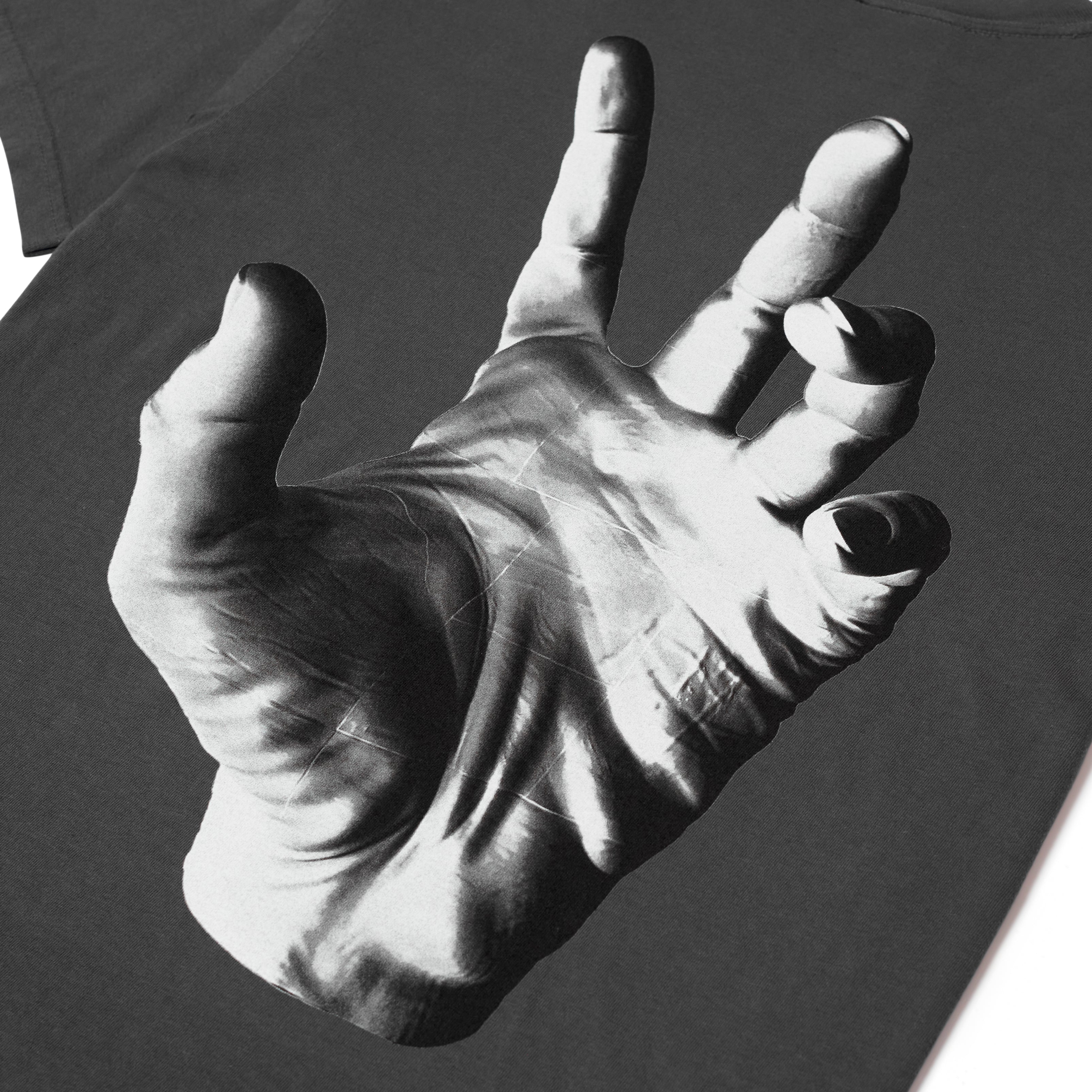 Puppet Hand Tee [Black]