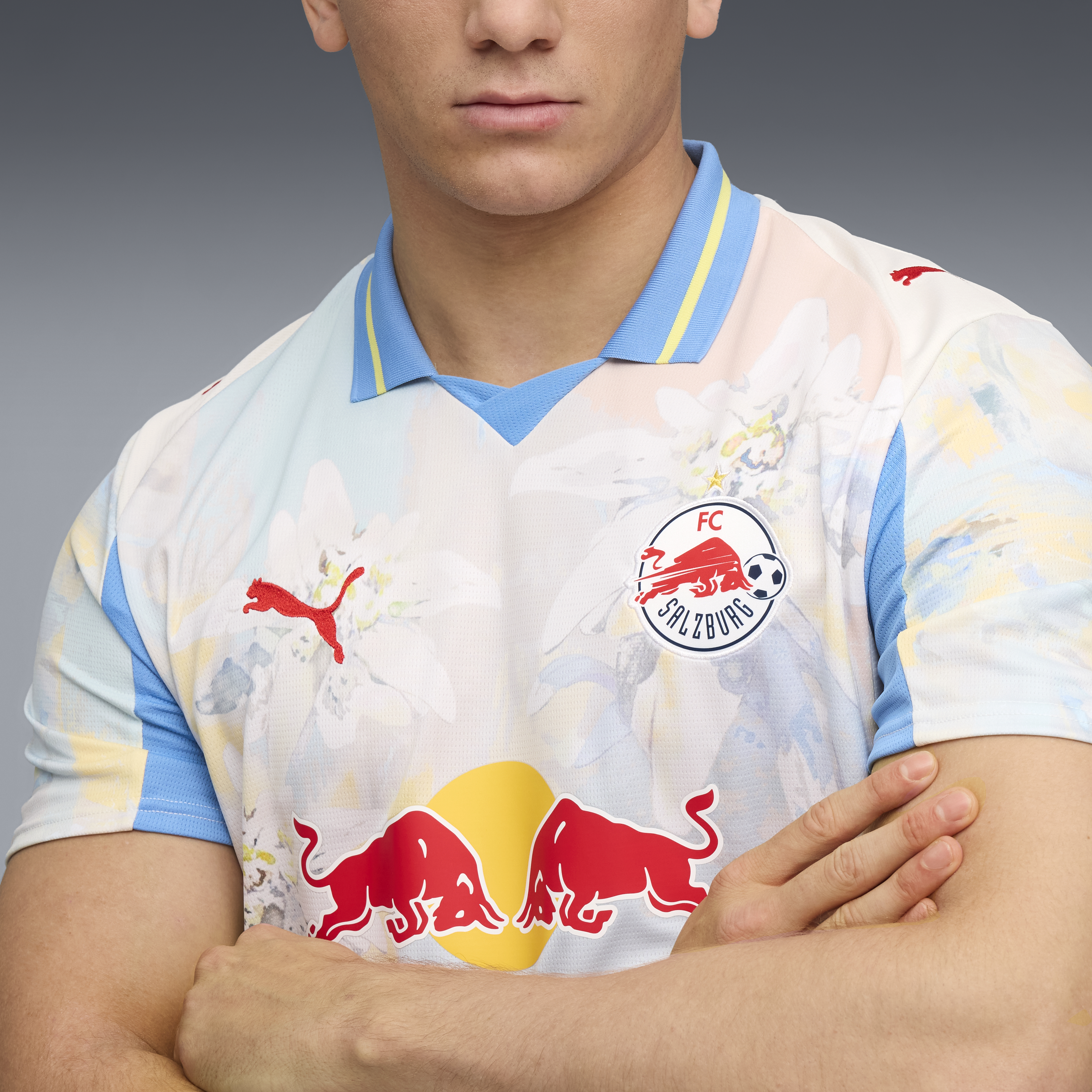 FC Red Bull Salzburg JERSEY REPLICA [Frosted Ivory/PUMA Red]
